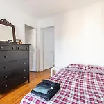 La Belle Vie A - With Balcony Apartment Paris