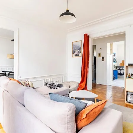 La Belle Vie A - With Balcony 아파트